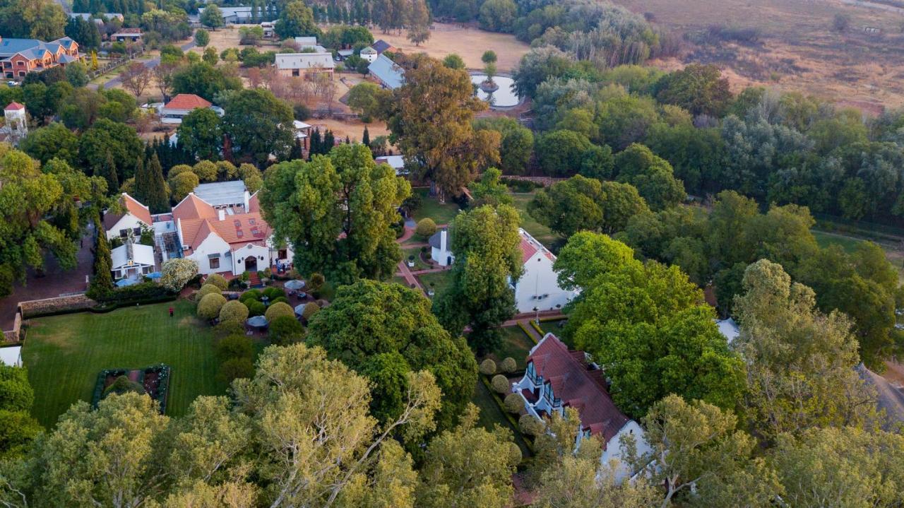 River Meadow Manor Центурион Экстерьер фото