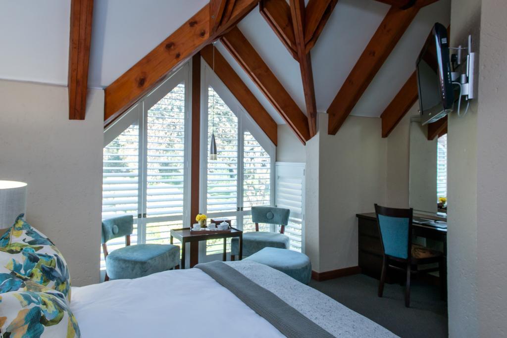 River Meadow Manor Центурион Экстерьер фото