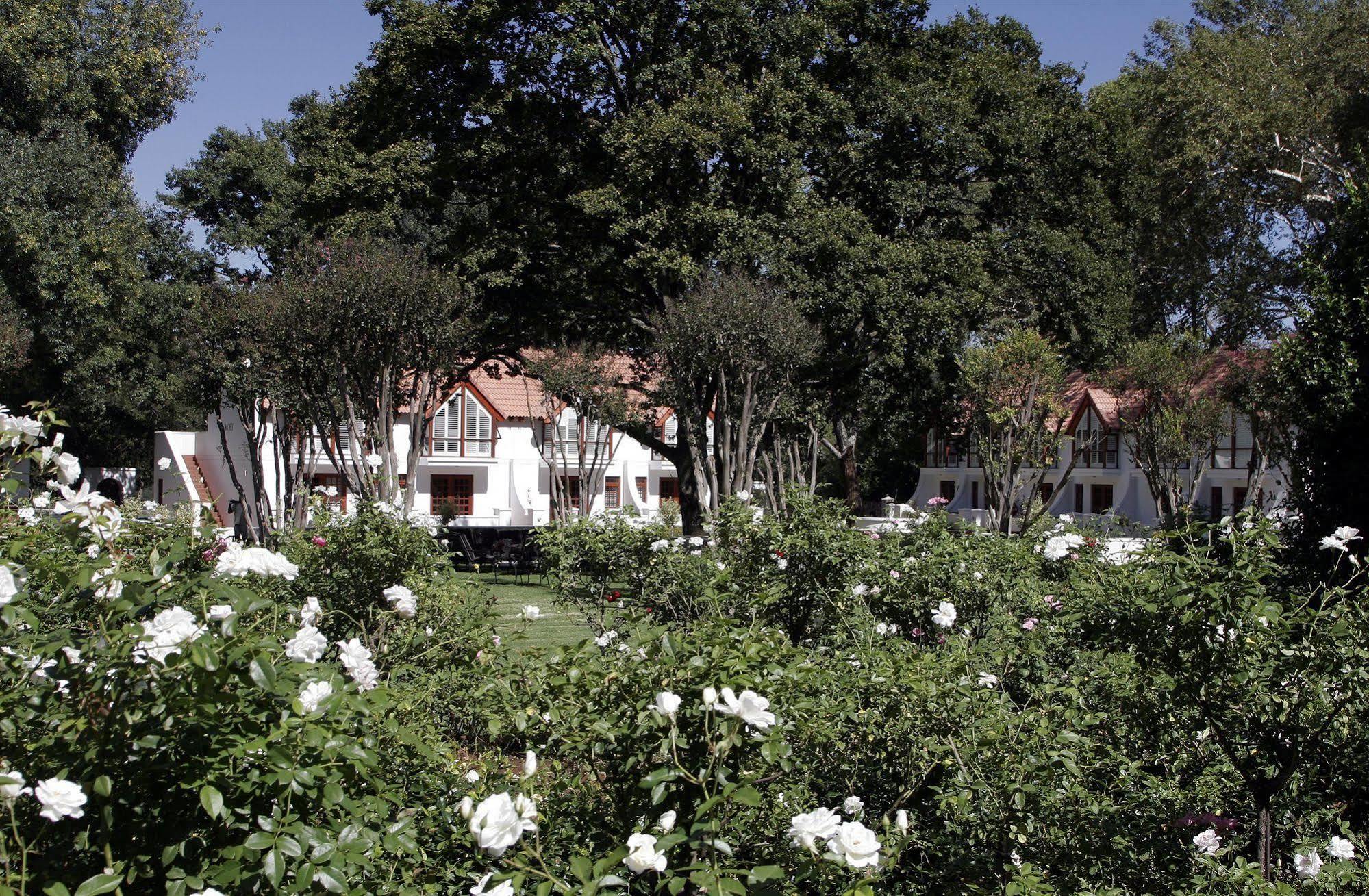River Meadow Manor Центурион Экстерьер фото